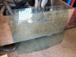 bontott VW TOURAN Jobb hátsó Ablak