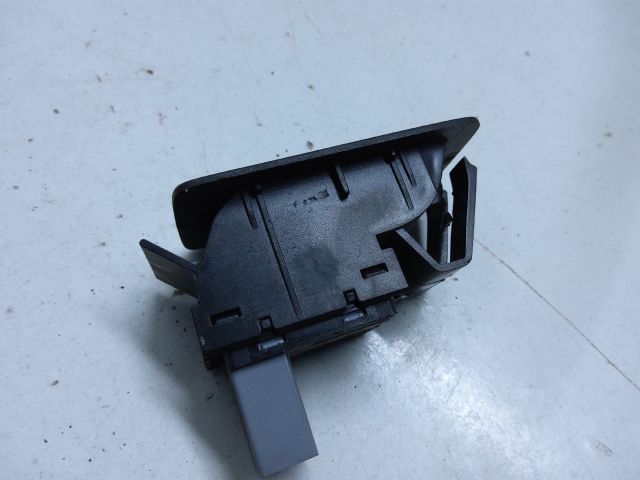 bontott VW TOURAN Jobb hátsó Ablakemelő Kapcsoló