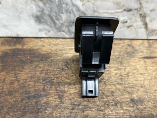 bontott VW TOURAN Jobb hátsó Ablakemelő Kapcsoló