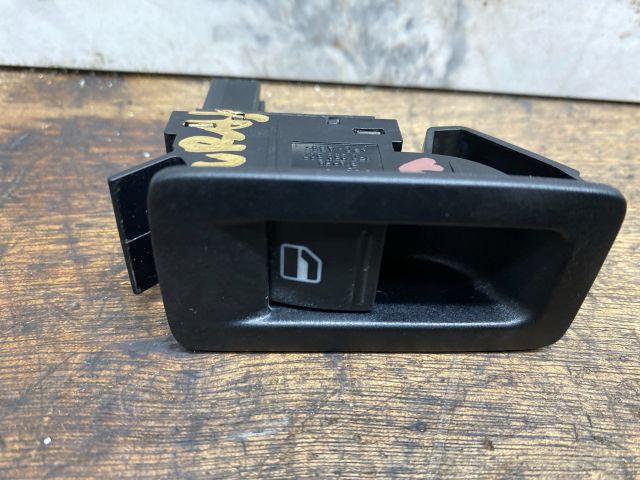 bontott VW TOURAN Jobb hátsó Ablakemelő Kapcsoló