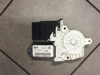 bontott VW TOURAN Jobb hátsó Ablakemelő Motor