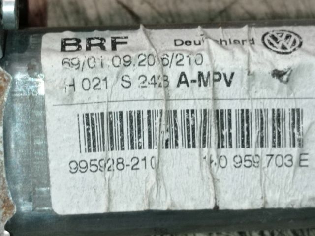 bontott VW TOURAN Jobb hátsó Ablakemelő Motor