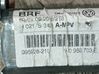 bontott VW TOURAN Jobb hátsó Ablakemelő Motor