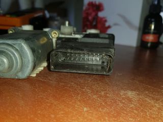 bontott VW TOURAN Jobb hátsó Ablakemelő Motor