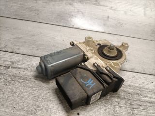 bontott VW TOURAN Jobb hátsó Ablakemelő Motor