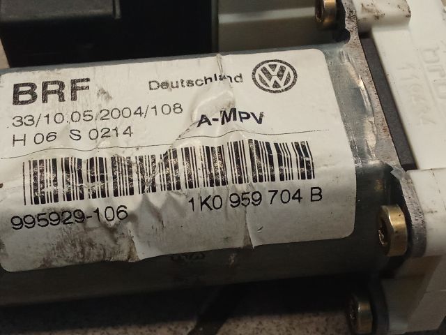 bontott VW TOURAN Jobb hátsó Ablakemelő Motor