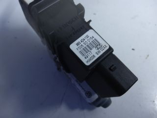 bontott VW TOURAN Jobb hátsó Ablakemelő Motor