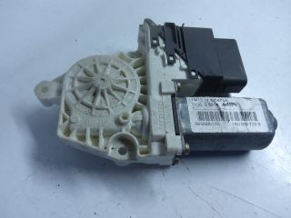 bontott VW TOURAN Jobb hátsó Ablakemelő Motor
