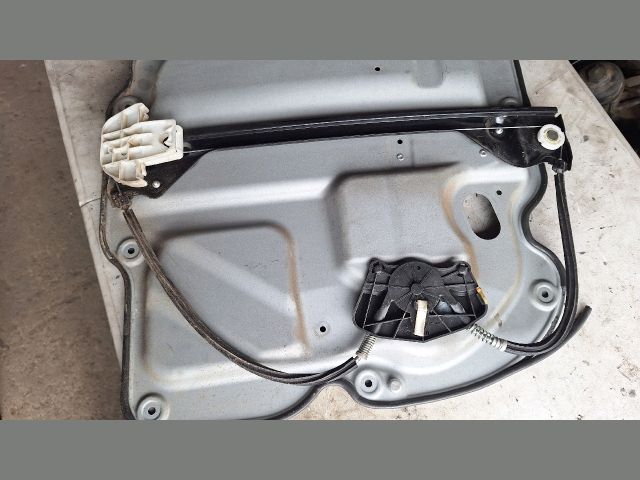 bontott VW TOURAN Jobb hátsó Ablakemelő Szerkezet (Elektromos)