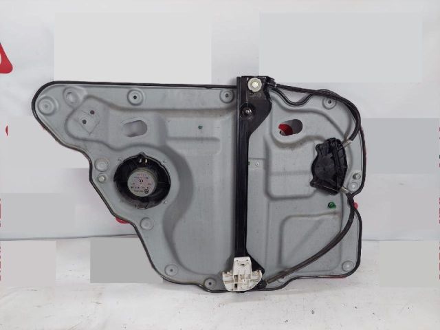 bontott VW TOURAN Jobb hátsó Ablakemelő Szerkezet (Elektromos)