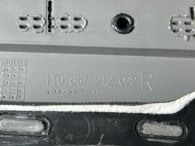 bontott VW TOURAN Jobb hátsó Ajtó Kárpit