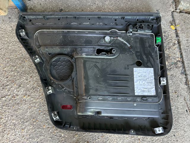 bontott VW TOURAN Jobb hátsó Ajtó Kárpit