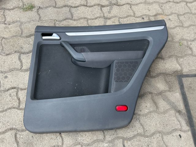 bontott VW TOURAN Jobb hátsó Ajtó Kárpit