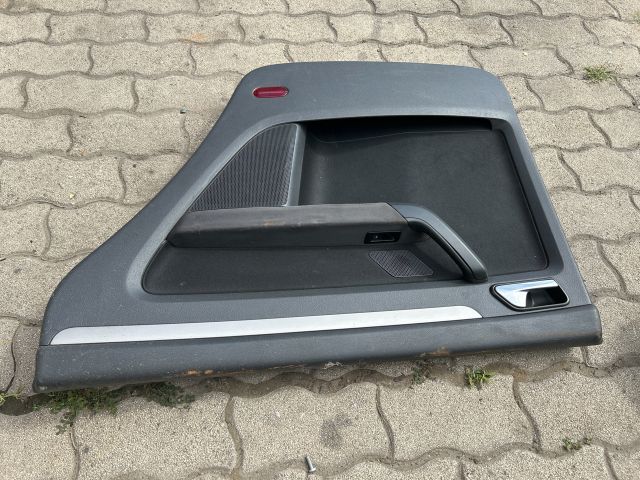 bontott VW TOURAN Jobb hátsó Ajtó Kárpit
