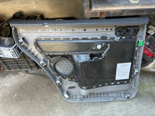 bontott VW TOURAN Jobb hátsó Ajtó Kárpit