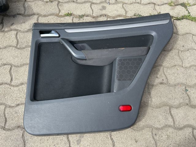 bontott VW TOURAN Jobb hátsó Ajtó Kárpit