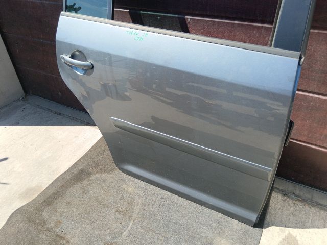 bontott VW TOURAN Jobb hátsó Ajtó (Részeivel)