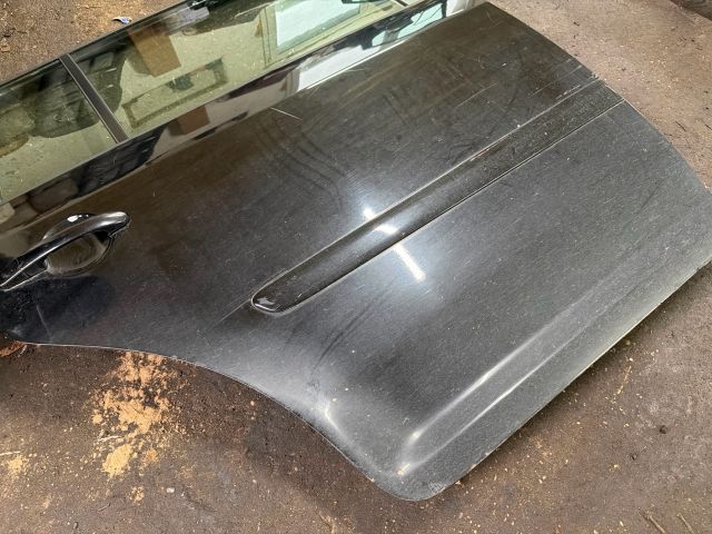 bontott VW TOURAN Jobb hátsó Ajtó (Részeivel)