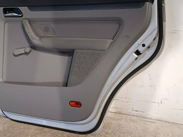 bontott VW TOURAN Jobb hátsó Ajtó (Részeivel)