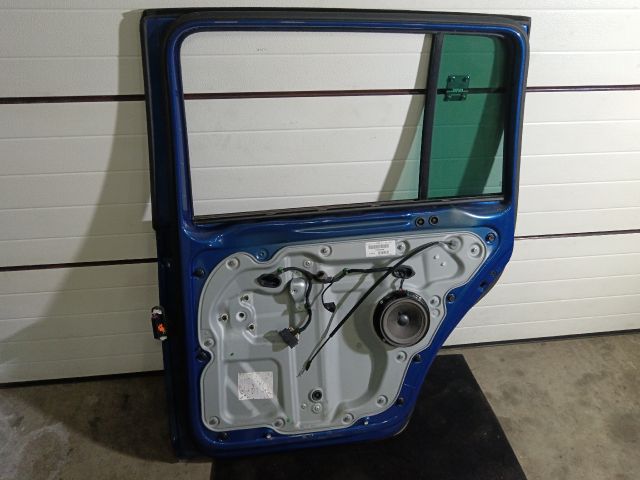 bontott VW TOURAN Jobb hátsó Ajtó (Részeivel)