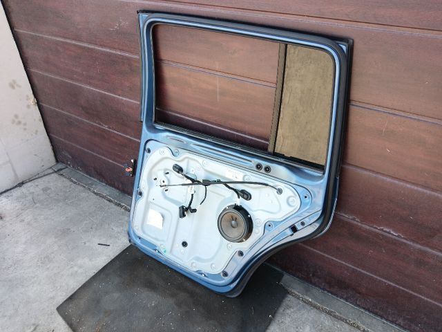 bontott VW TOURAN Jobb hátsó Ajtó (Részeivel)