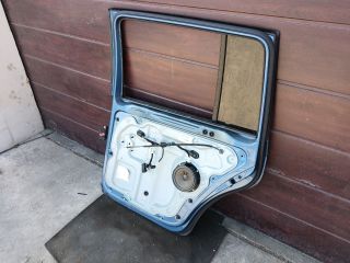 bontott VW TOURAN Jobb hátsó Ajtó (Részeivel)