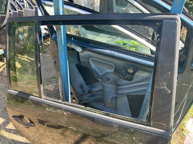 bontott VW TOURAN Jobb hátsó Ajtó (Üres lemez)