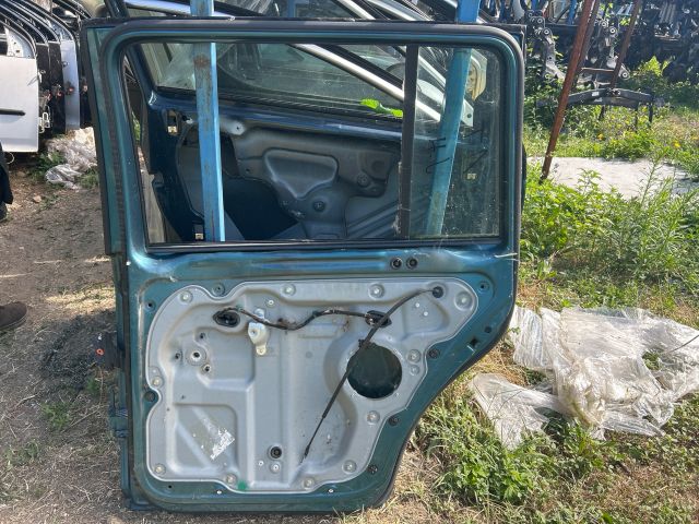 bontott VW TOURAN Jobb hátsó Ajtó (Üres lemez)