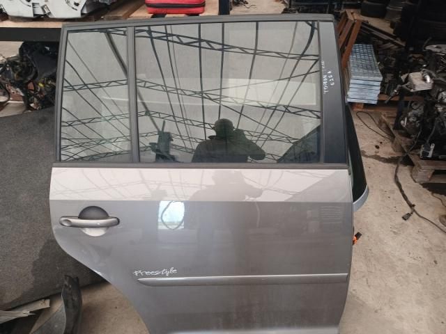bontott VW TOURAN Jobb hátsó Ajtó (Üres lemez)