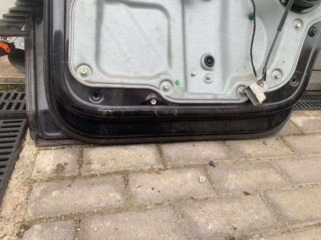 bontott VW TOURAN Jobb hátsó Ajtó (Üres lemez)