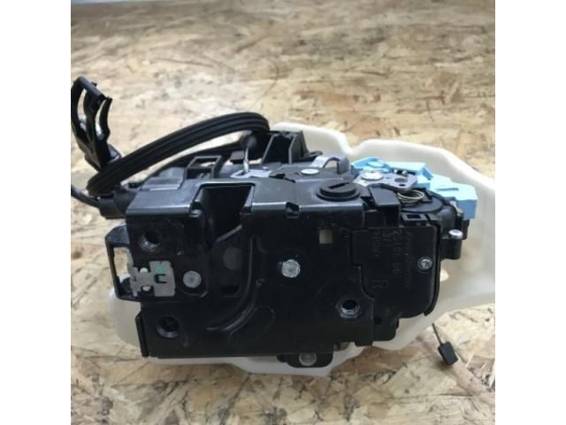 bontott VW TOURAN Jobb hátsó Ajtózár