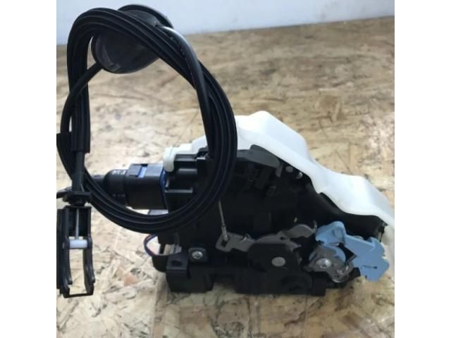 bontott VW TOURAN Jobb hátsó Ajtózár