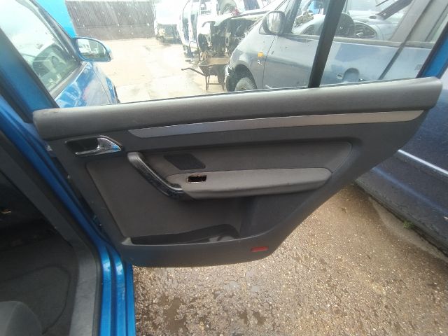 bontott VW TOURAN Jobb hátsó Belső Kilincs