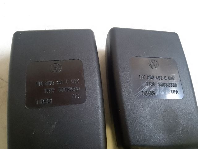 bontott VW TOURAN Jobb hátsó Biztonsági Öv Csat