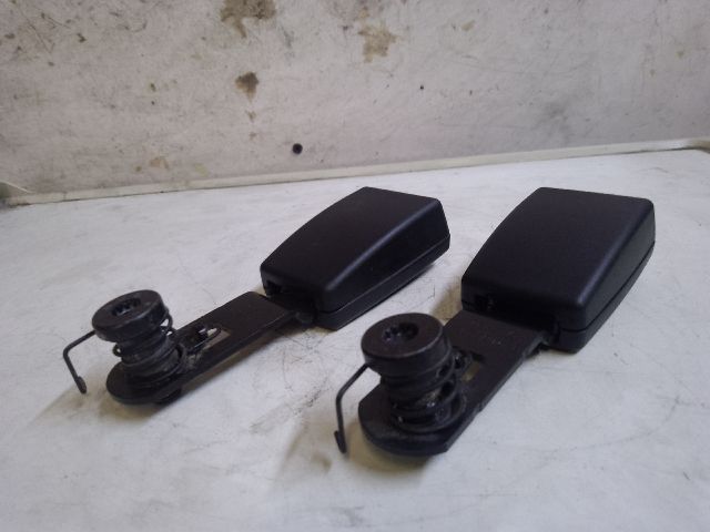 bontott VW TOURAN Jobb hátsó Biztonsági Öv Csat