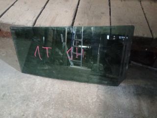 bontott VW TOURAN Jobb hátsó Fixüveg (Ajtóban)