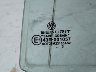 bontott VW TOURAN Jobb hátsó Fixüveg (Ajtóban)