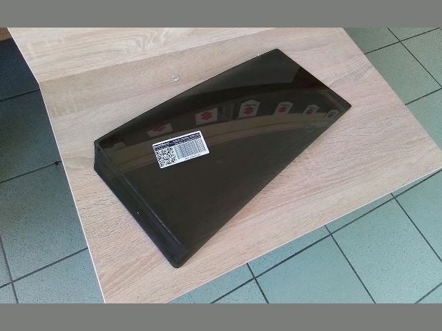 bontott VW TOURAN Jobb hátsó Fixüveg (Ajtóban)