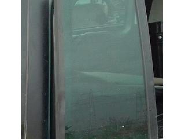 bontott VW TOURAN Jobb hátsó Fixüveg (Ajtóban)