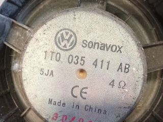 bontott VW TOURAN Jobb hátsó Hangszóró