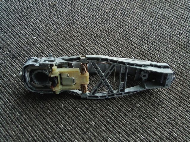 bontott VW TOURAN Jobb hátsó Külső Kilincs