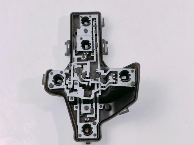 bontott VW TOURAN Jobb Hátsó Lámpa Foglalat