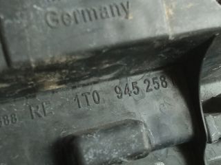 bontott VW TOURAN Jobb Hátsó Lámpa Foglalat