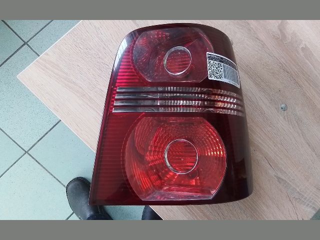bontott VW TOURAN Jobb Hátsó Lámpa