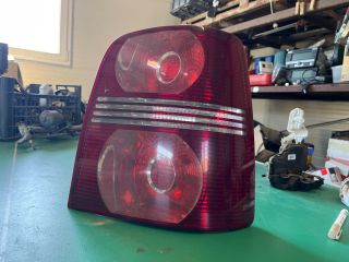 bontott VW TOURAN Jobb Hátsó Lámpa