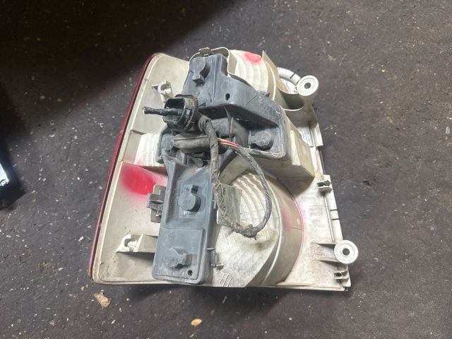 bontott VW TOURAN Jobb Hátsó Lámpa