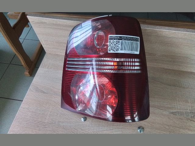 bontott VW TOURAN Jobb Hátsó Lámpa