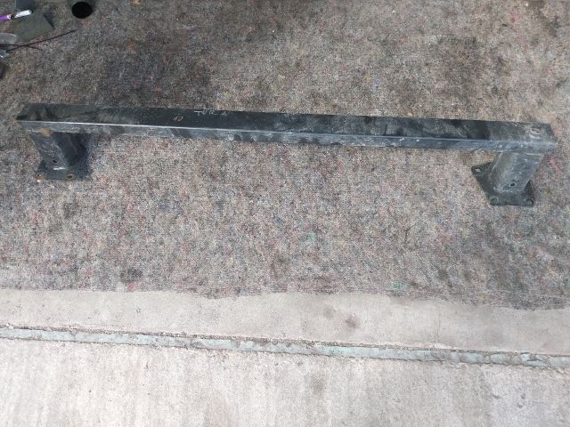 bontott VW TOURAN Jobb hátsó Lökhárító Merevítő (Fém)