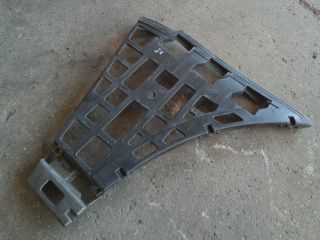 bontott VW TOURAN Jobb hátsó Lökhárító Tartó (Műanyag)