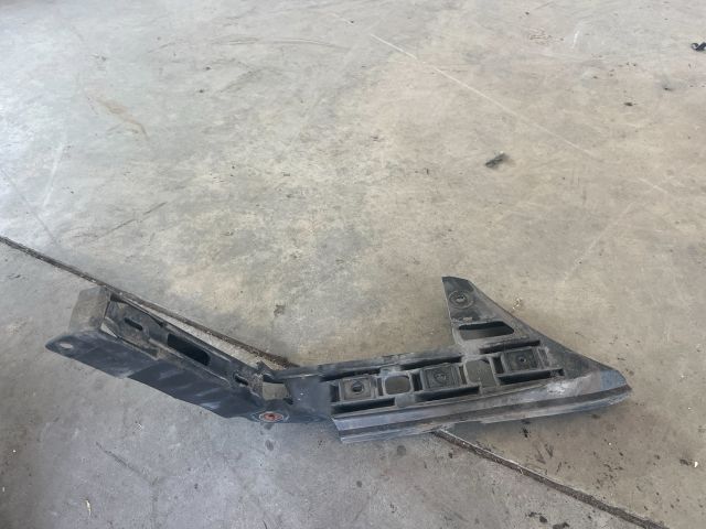 bontott VW TOURAN Jobb hátsó Oldal Lökhárító Tartó (Műanyag)